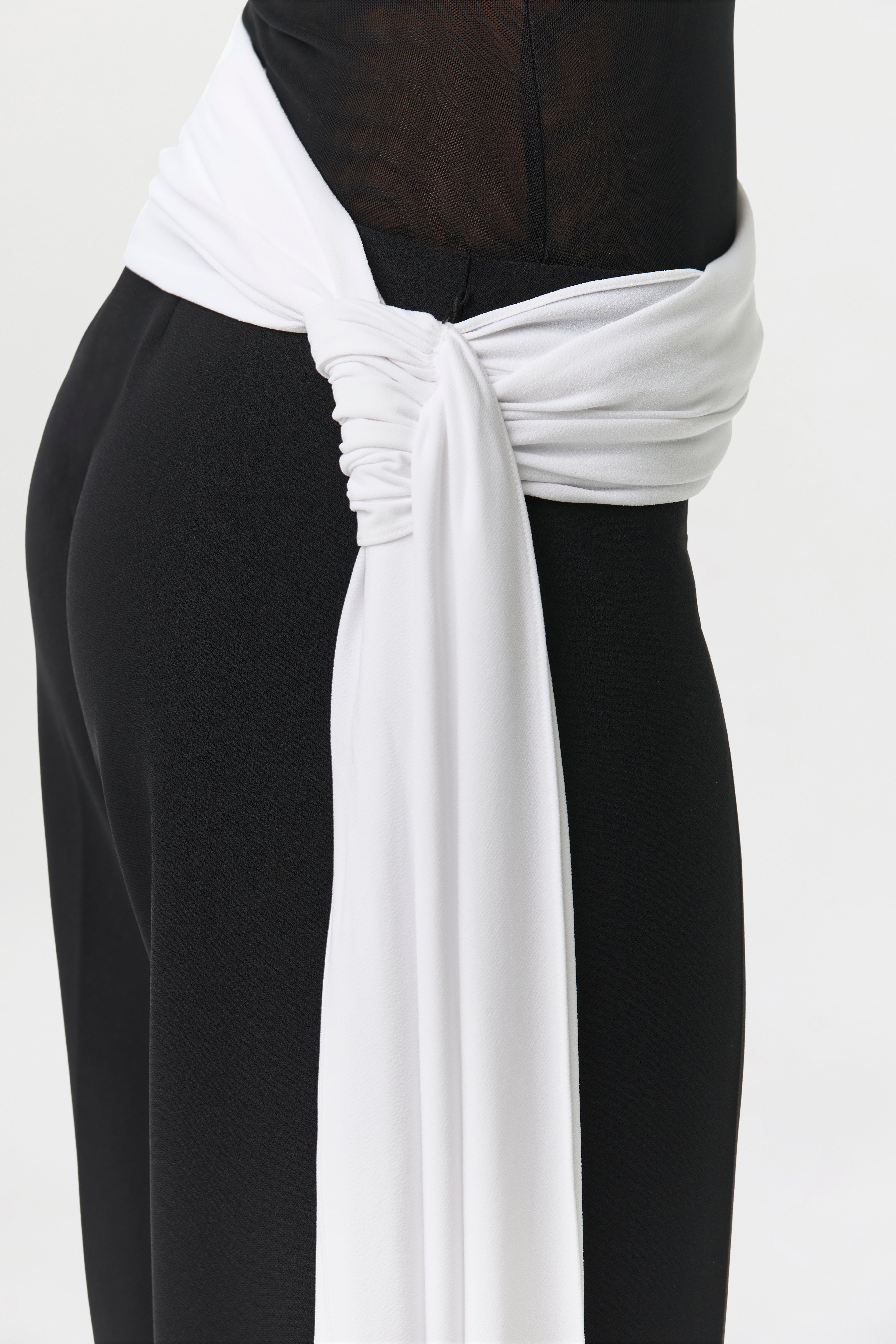 Suiting Contrast Straight Leg Pant