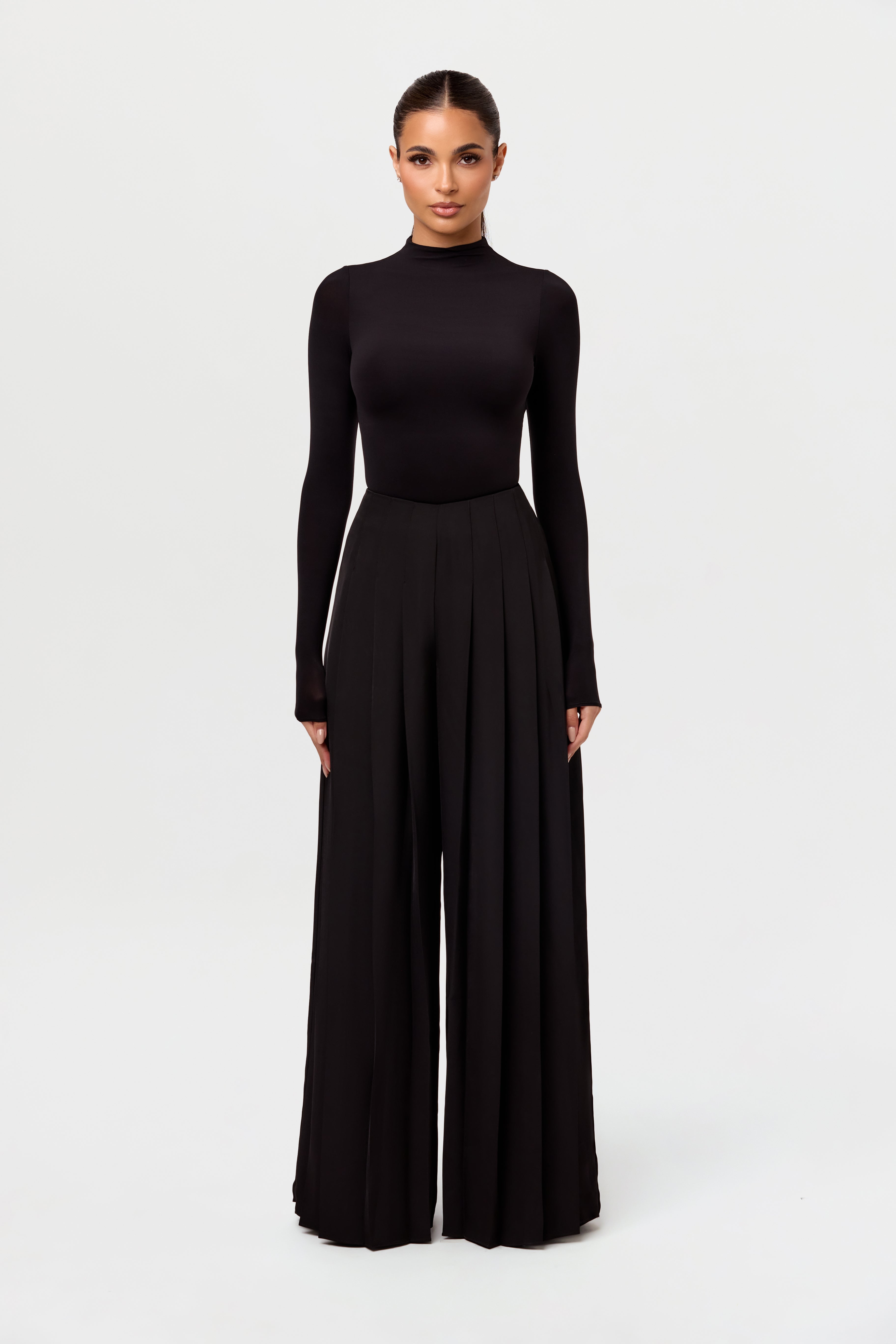 Pleated Wide Leg Pant