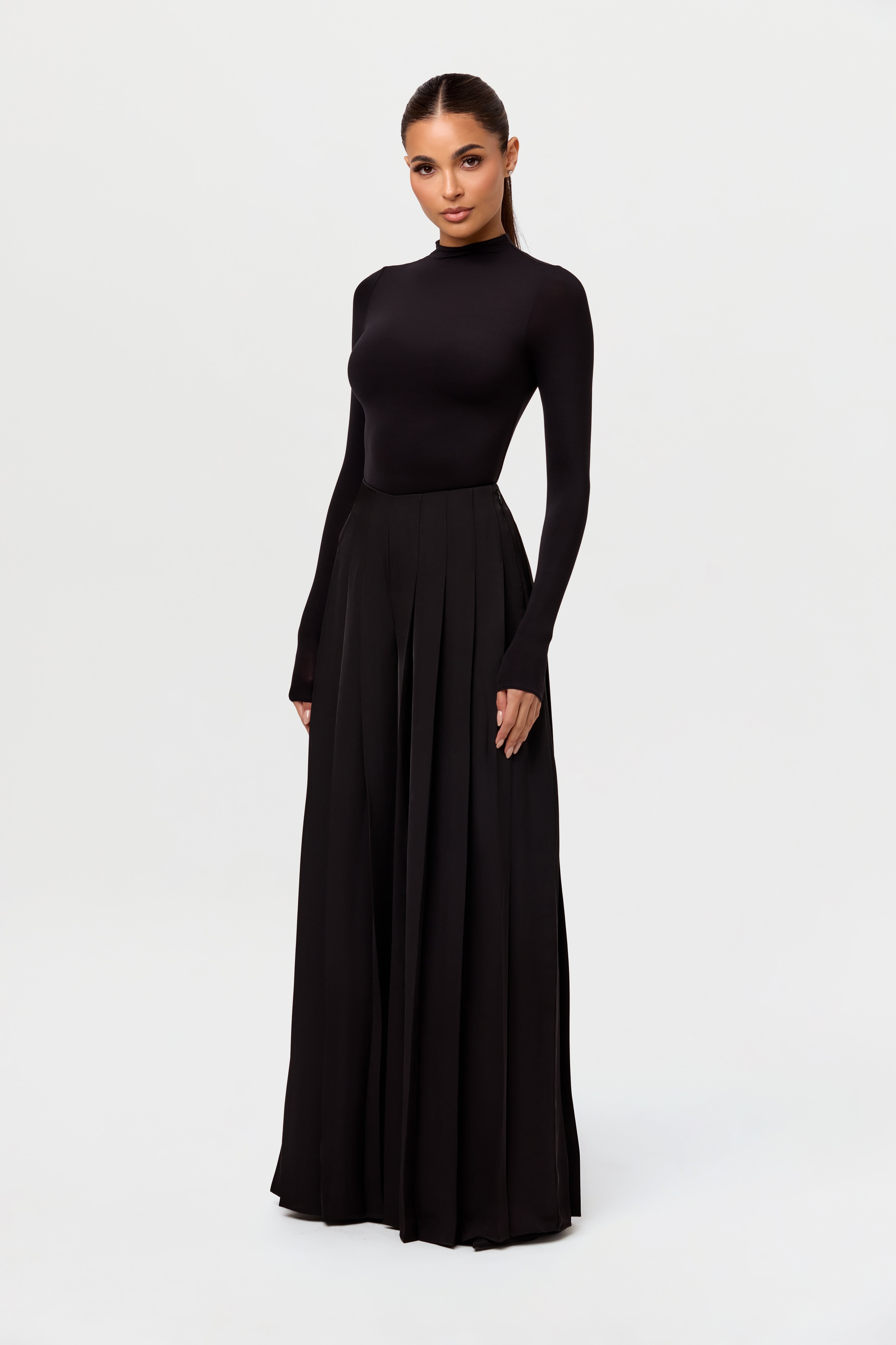 Pleated Wide Leg Pant
