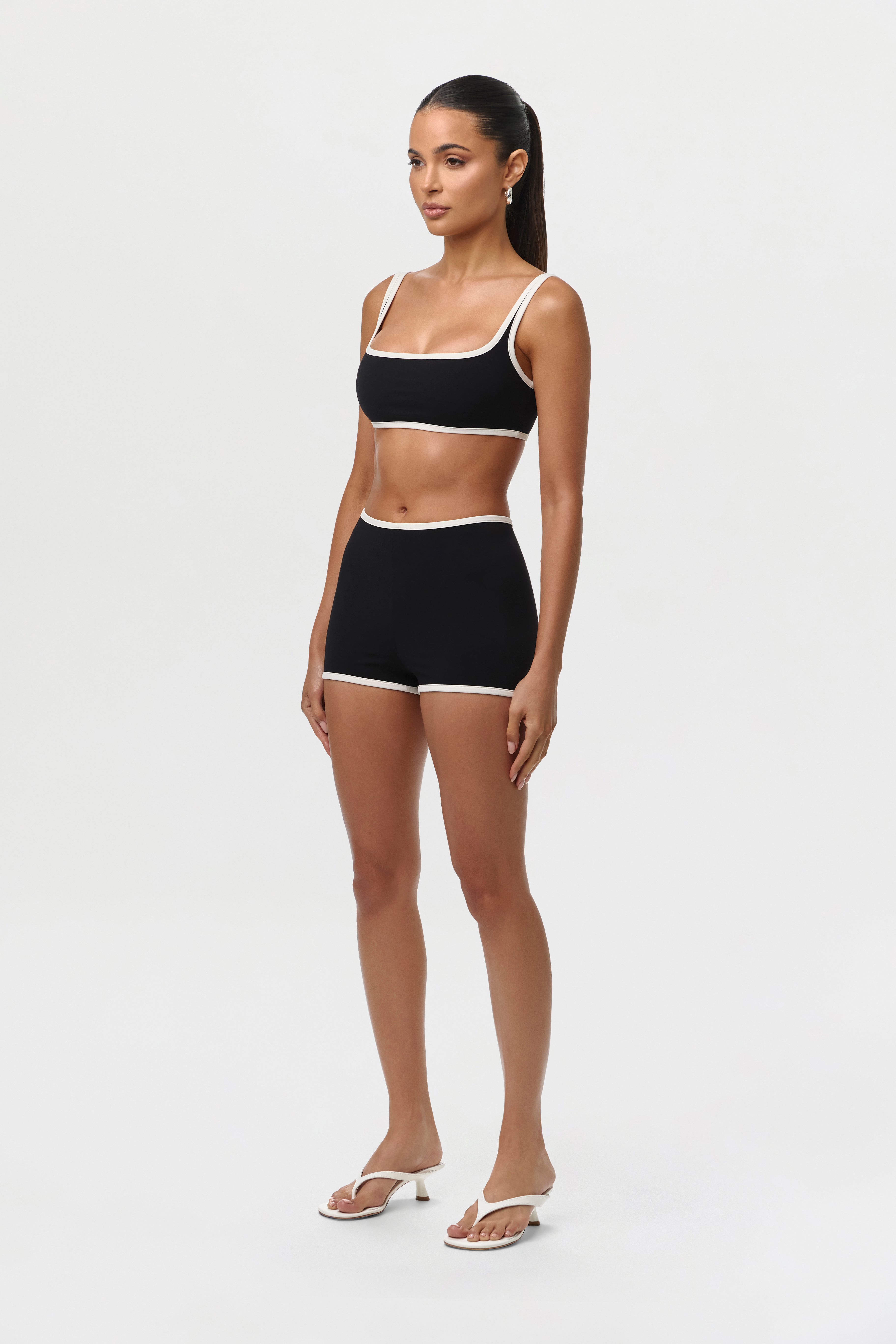 Naked Sculpt Shorts