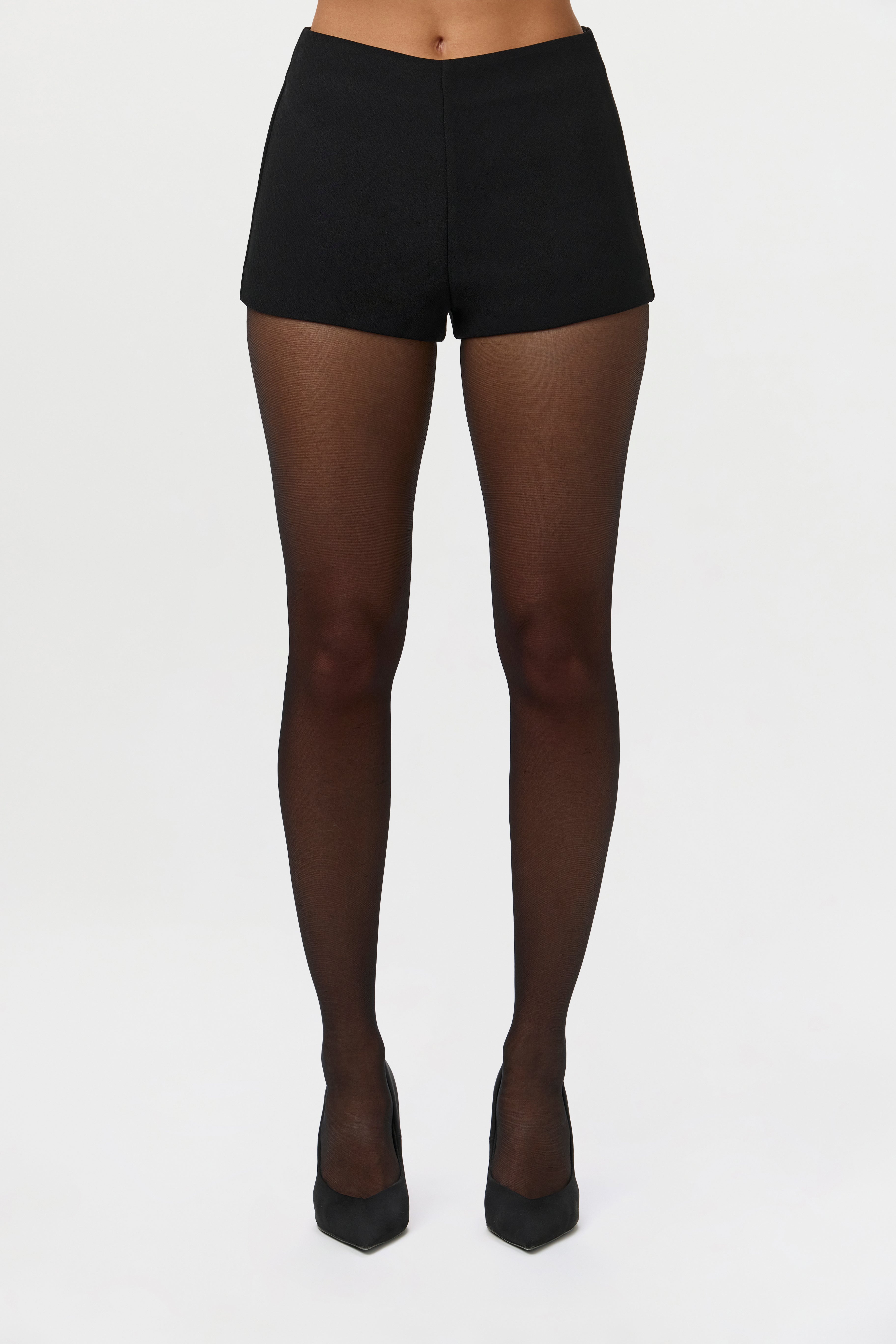 Suiting Hot Pants